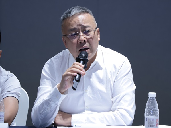 301753863713162997.jpg 晏总.jpg